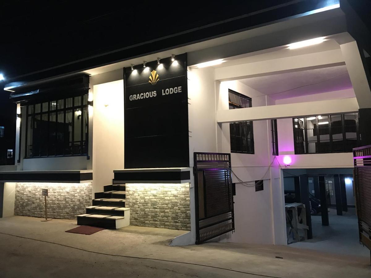 Gracious Lodge Σιλόνγκ Εξωτερικό φωτογραφία